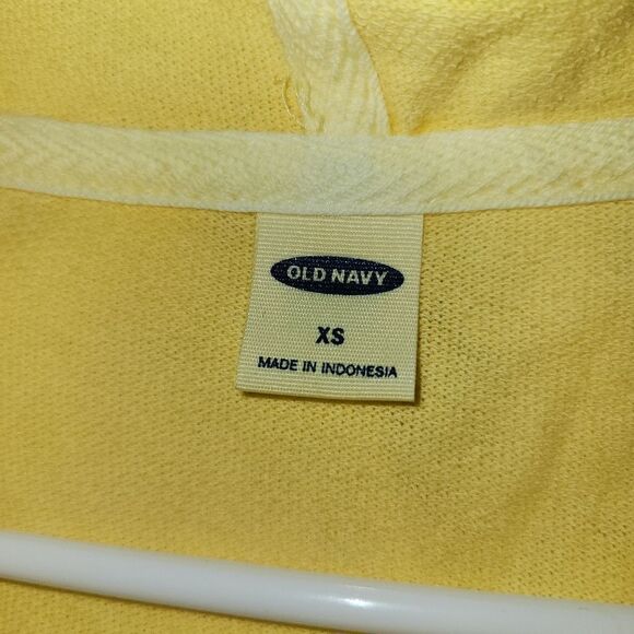 Old Navy Button Tie Waist Hoodie Pullover Sweatshirt Yellow w Graphic XS - Picture 3 of 5